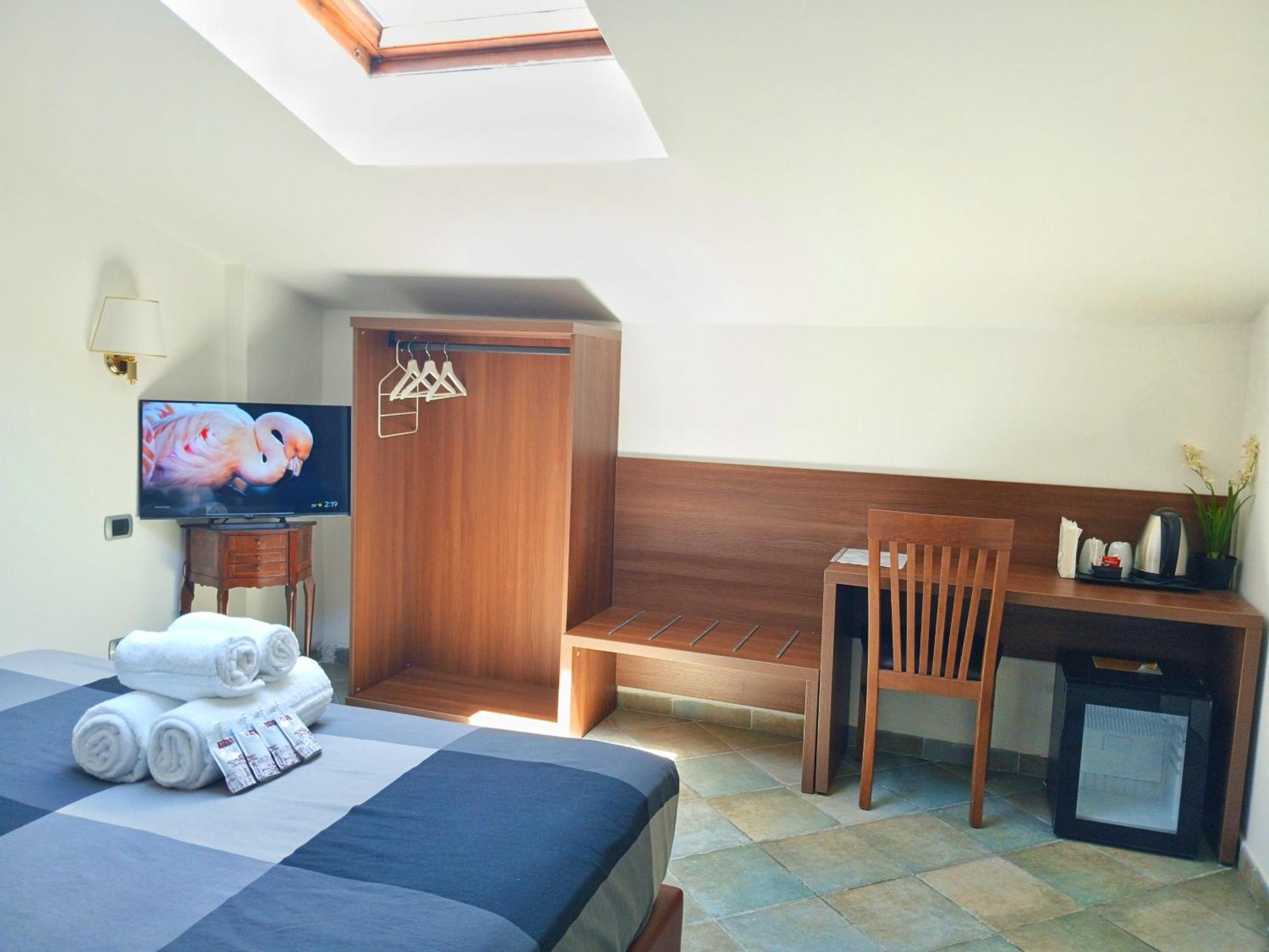 Готель Attic Garden Рим Екстер'єр фото
