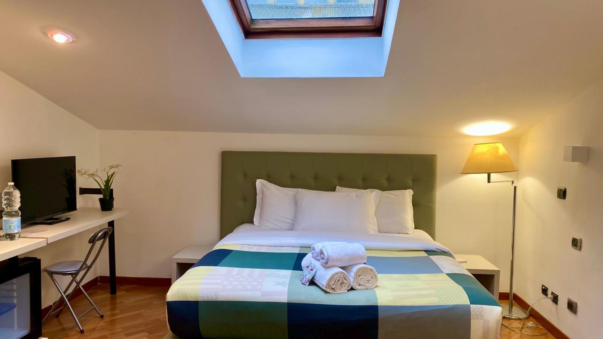 Готель Attic Garden Рим Екстер'єр фото